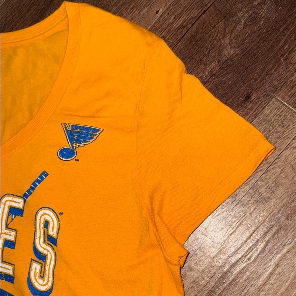 NHL Golden Yellow Blues Tee - Picture 5 of 7